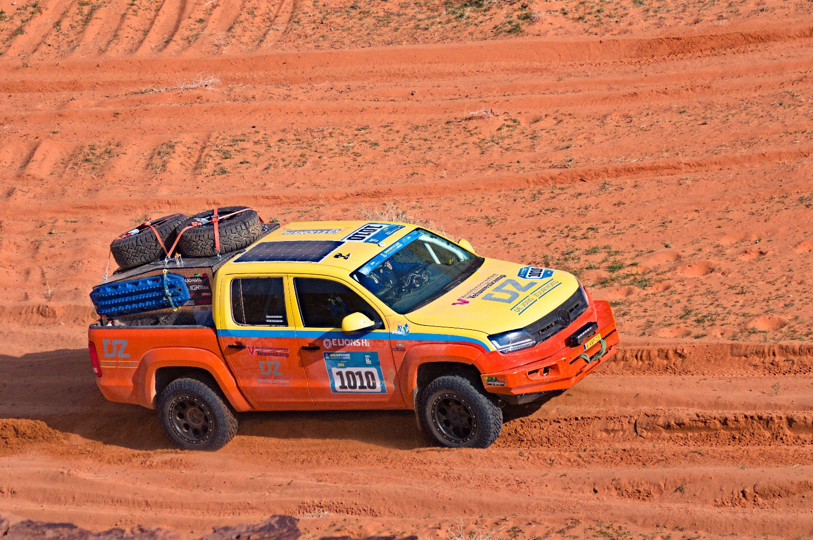 Amarok with Fuel Cell Range Extender on the Rally Dakar 2024
